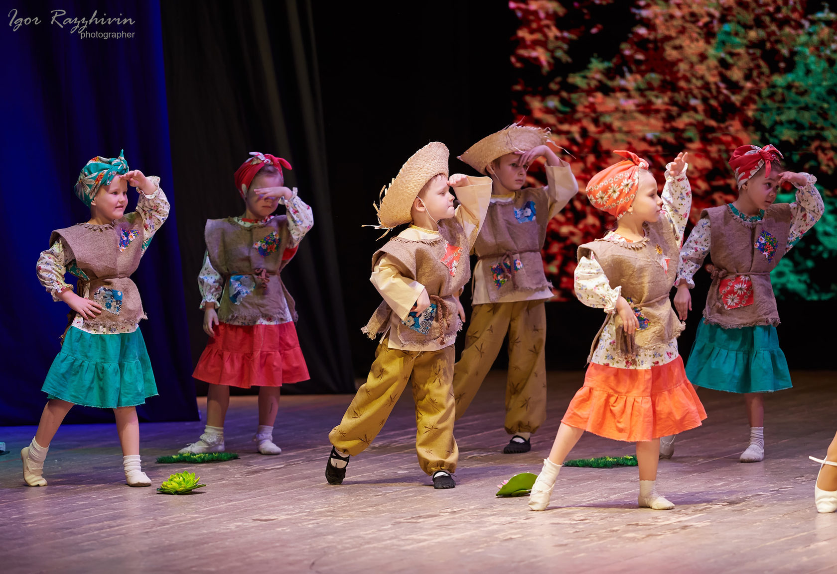 Дворец культуры химиков объявляет дополнительный набор детей в возрасте от 7-12 лет в инклюзивную хореографическую группу Народного коллектива Ансамбль народного танца «Разгуляй».